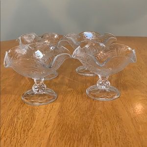 Set of 4 Vintage Crystal Sundae Dishes. NWOT.